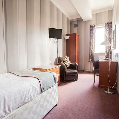 Beveridge Park Hotel Kirkcaldy Extérieur photo