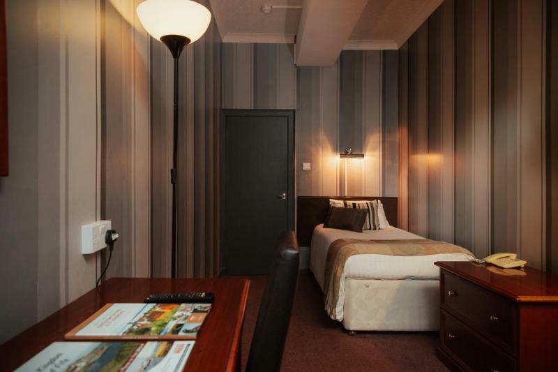 Beveridge Park Hotel Kirkcaldy Extérieur photo